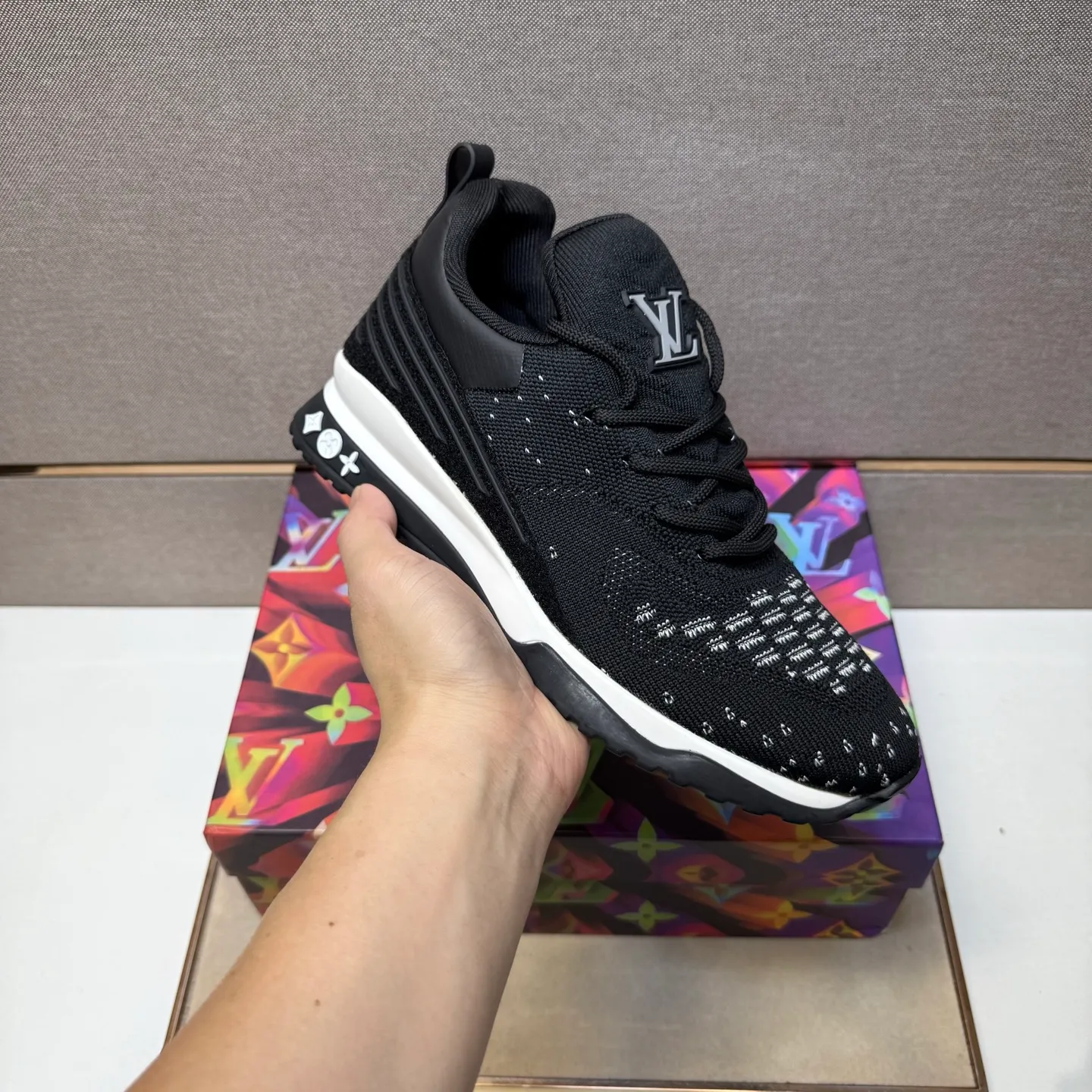 ⬛️Men's shoes 💰p480 [LV～] Men's casual shoes 2025z cabinet sales simultaneously 🔶Size: 38-44 #️⃣ 🔷7 colors🔜The upper is made of multi-material splicing➕Mesh lining, comfortable and breathable, sole: original comfortable and wear-resistant outsole, ⚠️real thing📱photographed🎬real thing is better📢📢📢